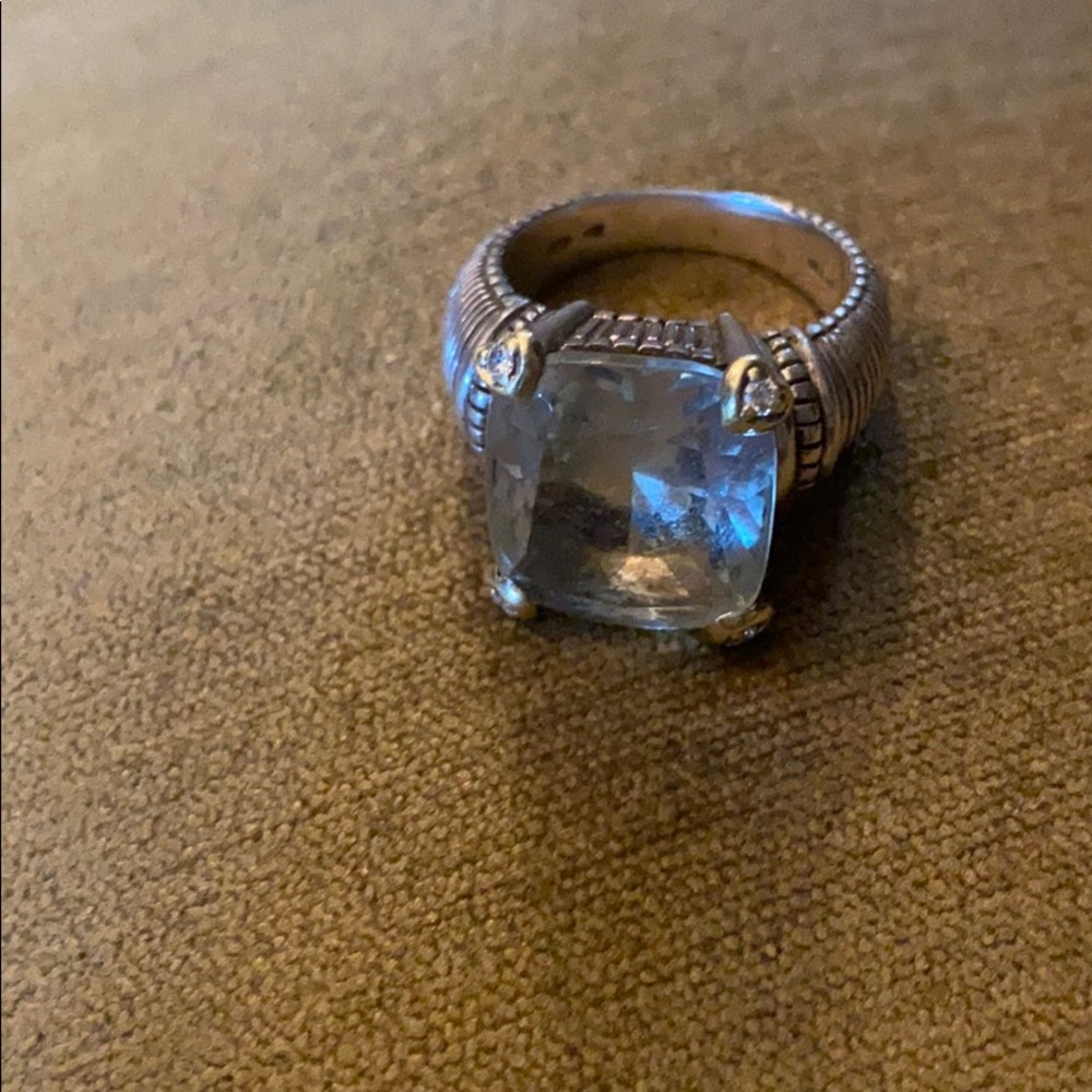 Beautiful Judith Ripka ring - Picture 4 of 4